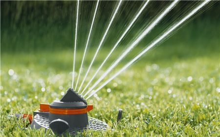 GARDENA 2065-20 Comfort Teil- und Vollkreisregner Tango