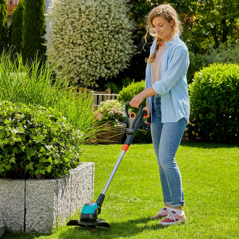 GARDENA 14700-20 Akku-Trimmer EasyCut 23/18V P4A Ready-To-Use Set