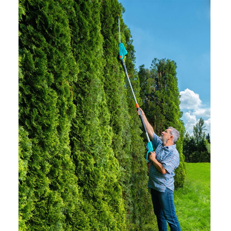 GARDENA 14732-20 Akku-Teleskop-Heckenschere THS 42/18V P4A Ready-To-Use Set