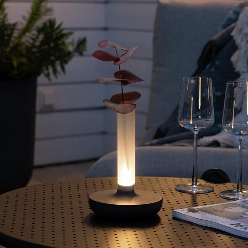 Konstsmide Biarritz USB-Tischleuchte schwarz, 1800/2700/4000K, dimmbar