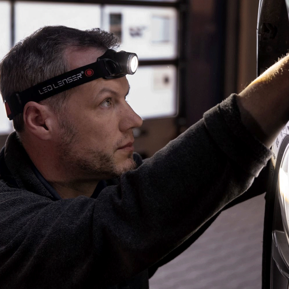 Ledlenser H3.2 Stirnband-Taschenlampe schwarz/rot