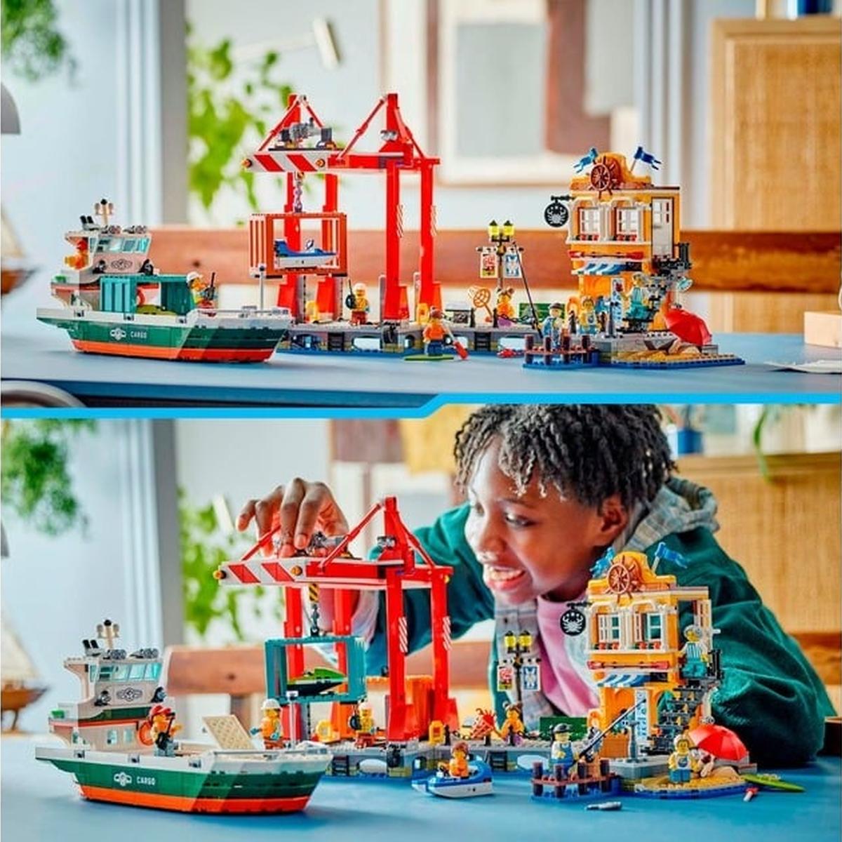 LEGO City - Hafen mit Frachtschiff (60422)
