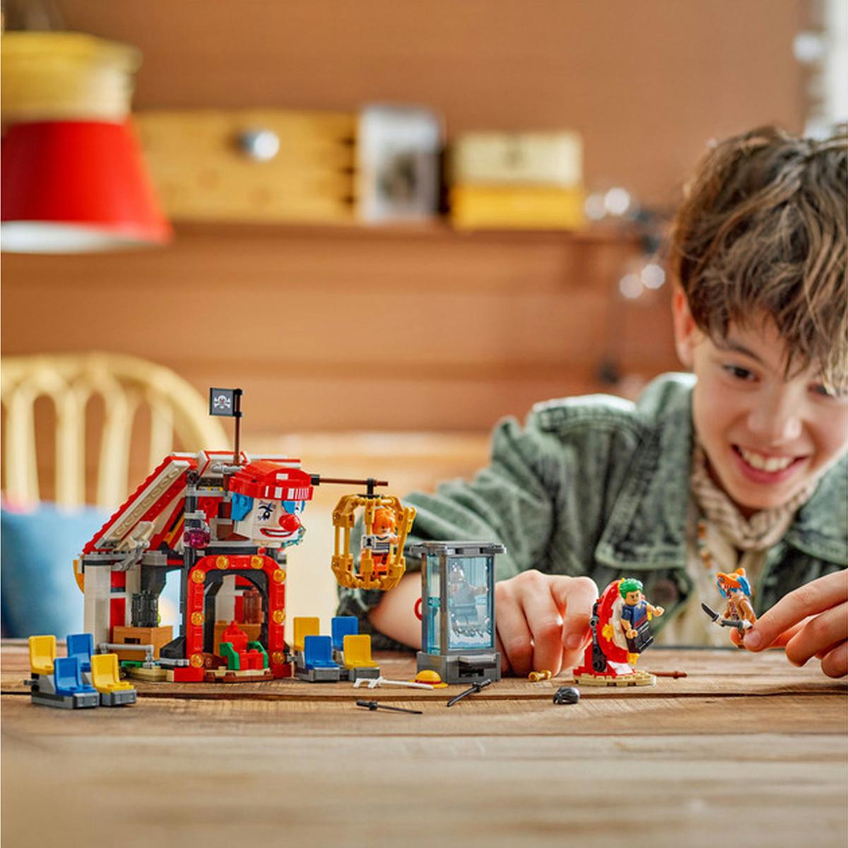 LEGO One Piece - Zirkuszelt von Buggy dem Clown (75637)