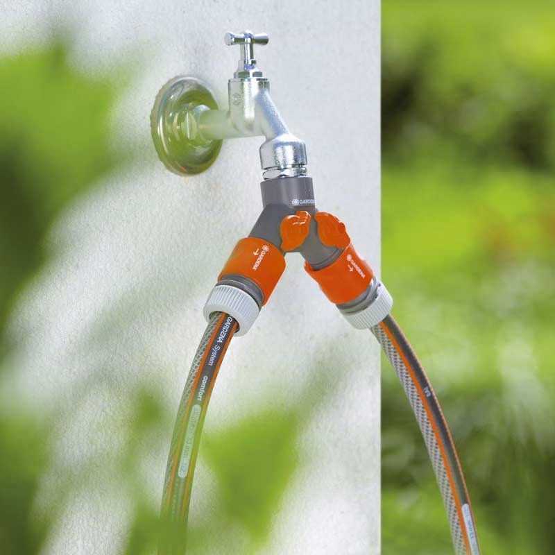 GARDENA 00940-20 2-Wege-Ventil für Wasserhähne mit 33,3 mm (G1)-Gewinde