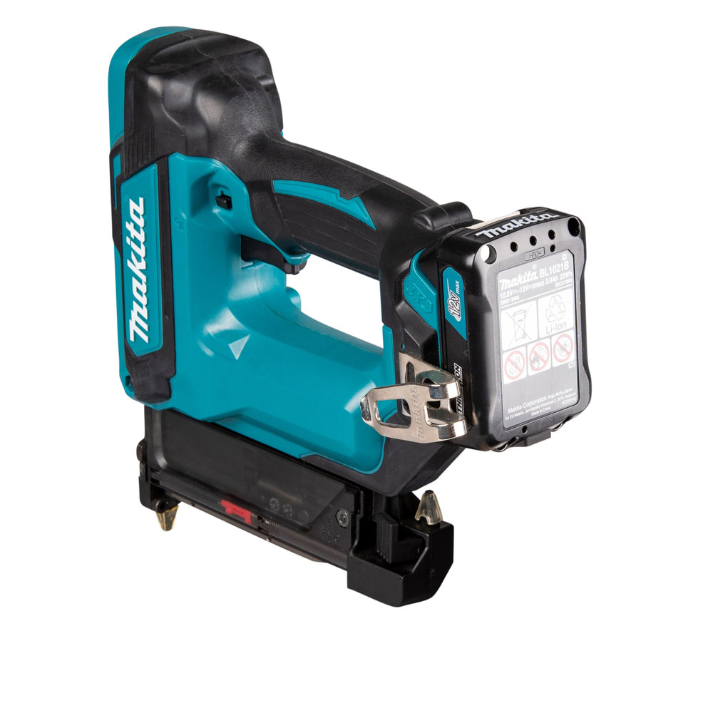 Makita PT354DSMJ Akku-Pintacker 10,8 V / 4,0 Ah, 2 Akkus + Ladegerät im MAKPAC