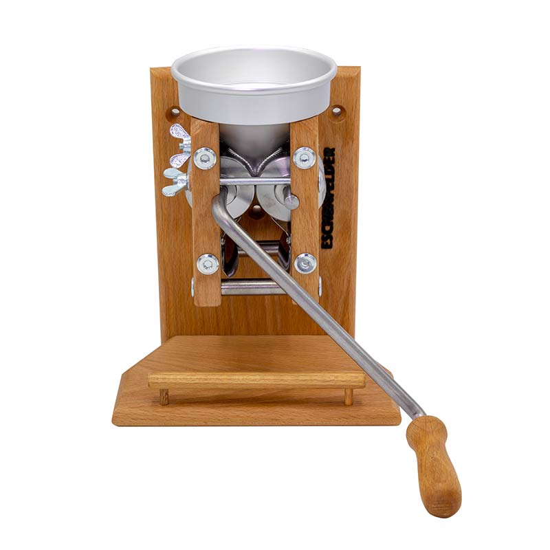 Eschenfelder Korn-Quetsche Wandmodell mit Alutrichter