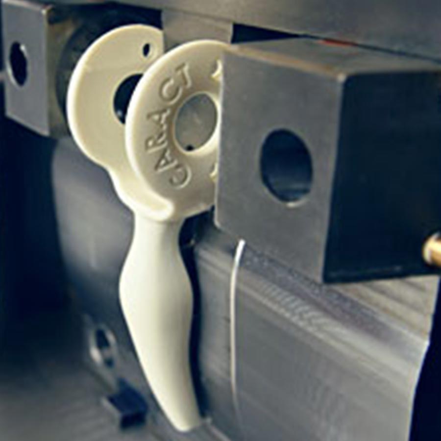 Caract Schneidroller - Grillzubehör zum Einschneiden für Grill- und Bratwürste